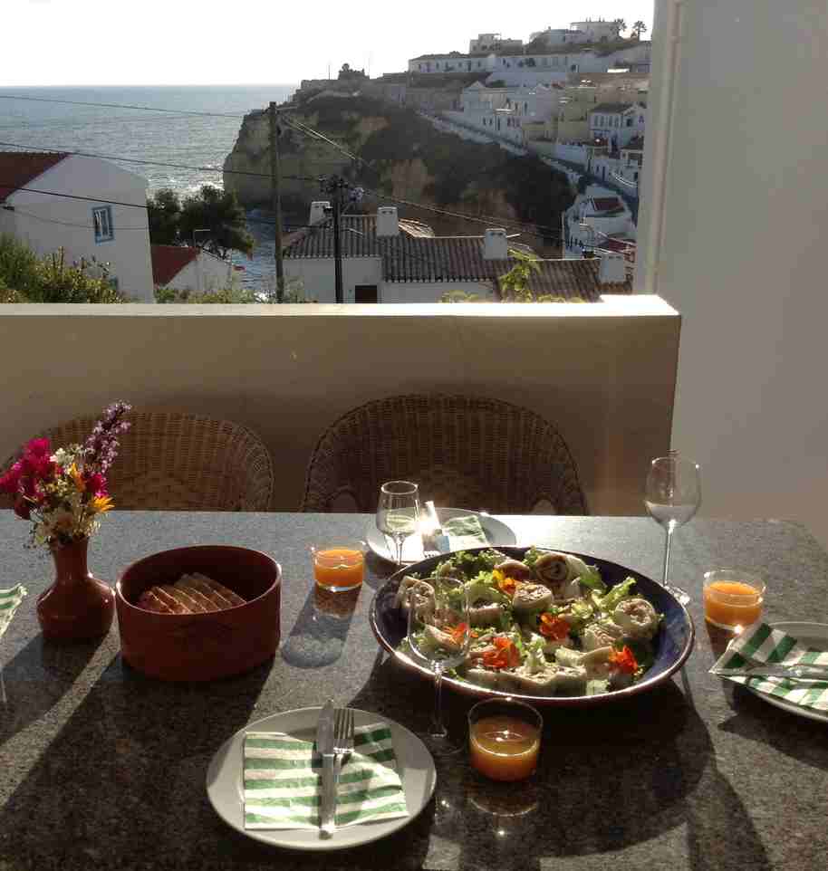 Abendessen Terrasse Ferienhaus Vacation Villa Casa Cuboi Carvoeiro Algarve Portugal